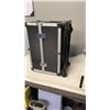 Image 2 : LARGE MAKEUP CASE ON WHEELS