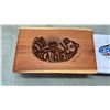 Image 2 : 2 FIRST NATION CONTAINERS ONE IS CARVED