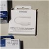 Image 4 : INSIGNIA QI CHARGING PAD WITH LOT OF AS NEW USB-C CHARGING CORDS AND ADAPTER