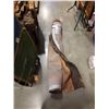 Image 1 : BROWN AREA CARPET - APPROX 4 FOOT WIDE