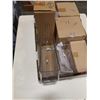 Image 2 : 8 NEW CLEAR GLASS PLANTERS
