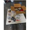 Image 1 : LOT OF COLLECTIBLE ASH TRAYS