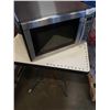Image 2 : DANBY SILHOUETTE BRUSHED METAL MICROWAVE