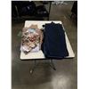 Image 1 : LOT OF NEW JEANS AND SHIRTS