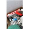 Image 8 : 2 BOXES OF BLANKETS, ESTATE GOODS AND DECORATIONS