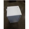 Image 2 : DANBY DESIGNER BAR FRIDGE