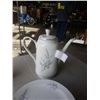 Image 2 : EDELSTEIN GERMAN TEAPOT, 4 CUPS AND SAUCERS, PLATES, CREAMER