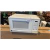Image 1 : WHITE KENMORE MICROWAVE