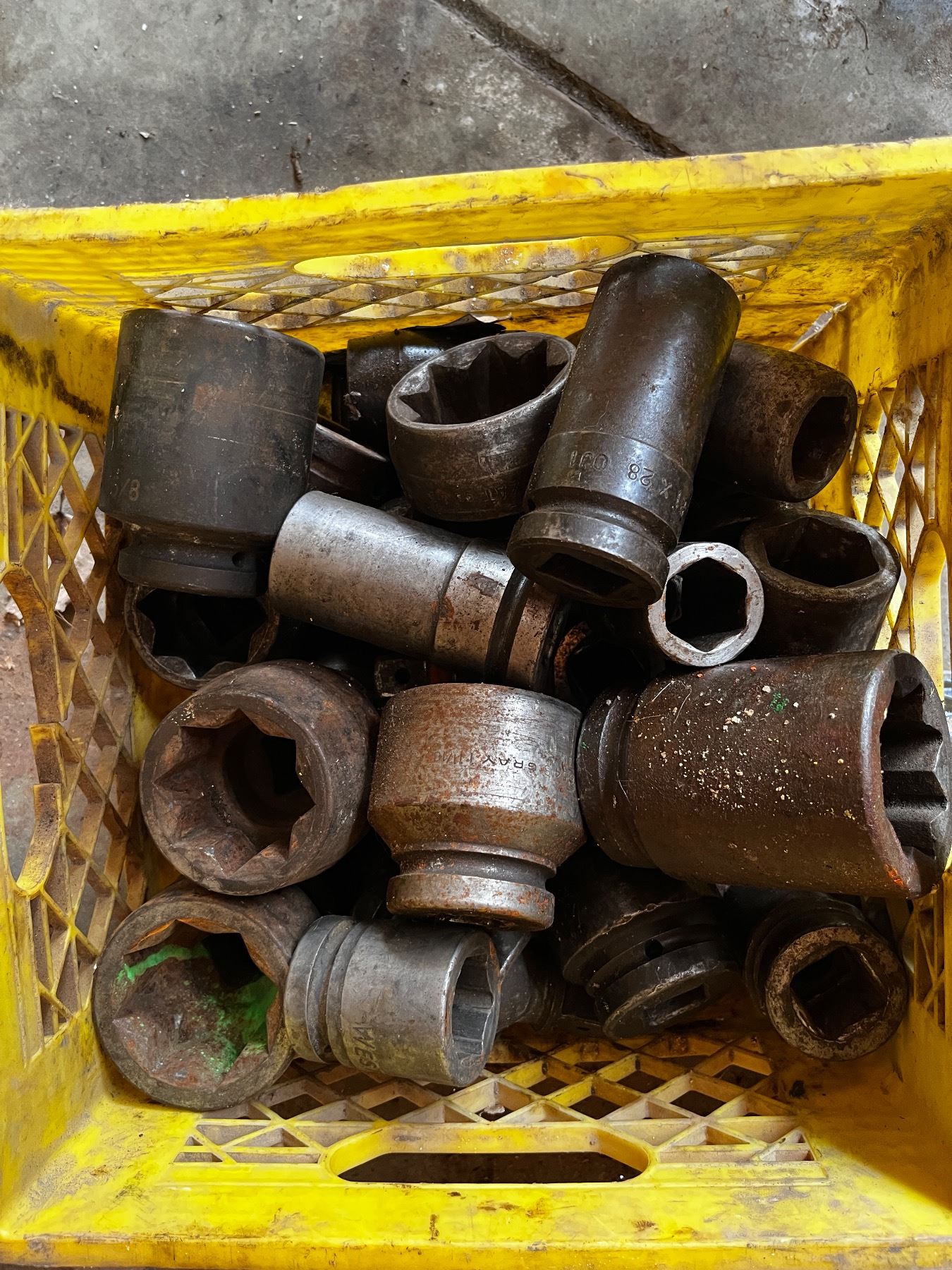 Assorted Socket Lot - Sunrise Estate Services Ltd
