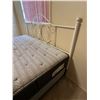 Image 2 : White Wrought Iron King Size Headboard