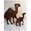 Image 4 : Wooden Camel Carvings