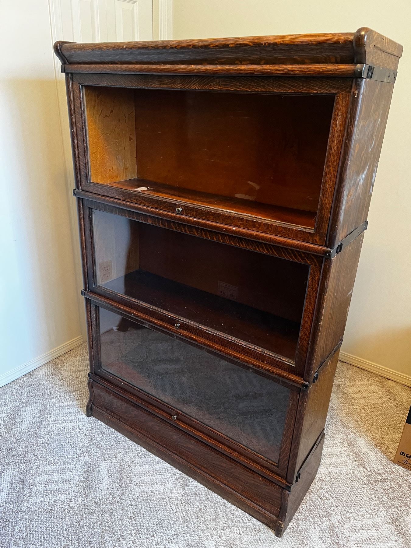 The GlobeWernicke Bookcase Sunrise Estate Services Ltd