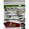 Image 2 : Place Setting Lot