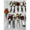 Image 2 : Christmas Ornament Plate Knives and Forks