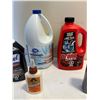 Image 2 : Cleaning Supplies