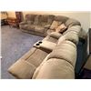 Image 2 : 3 piece sectional recliner couch