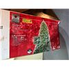 Image 2 : Home Accents Holiday 7.5' Pre-Lit Fraser Fir Tree