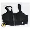 Image 1 : BLACK SPORTS BRA WITH ZIPPER IN THE FRONT SIZE M