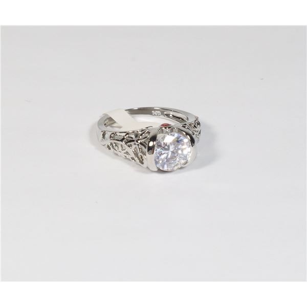 NEW SIZE 10 SILVER TONE CUBIC ZIRCONIA RING HAS RE