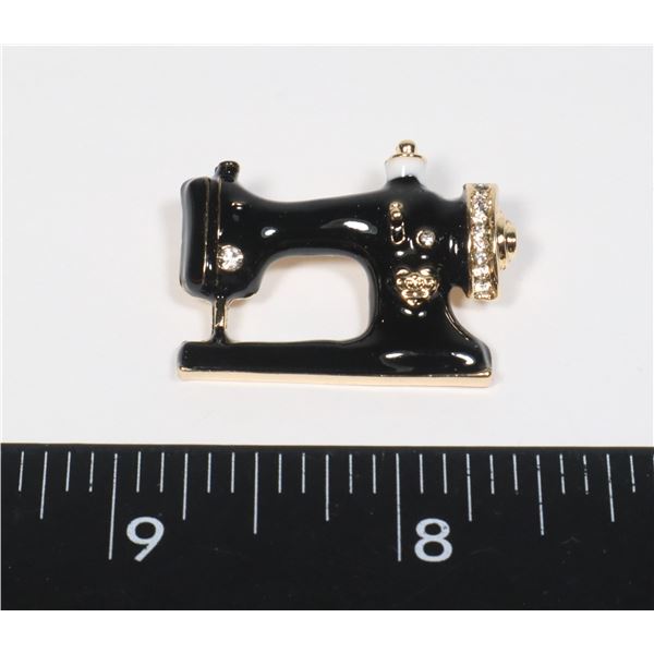 NEW SEWING MACHINE THEME BROOCH