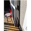 Image 5 : Screen Doors & Stool Cat B