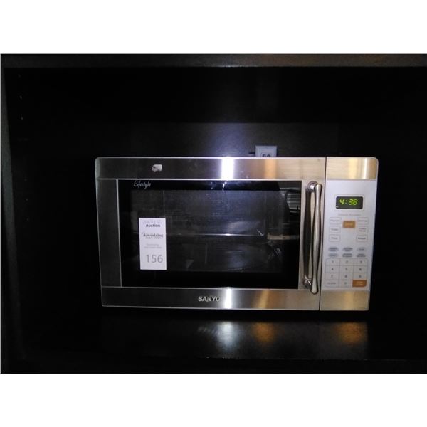 Sanyo Microwave Cat B
