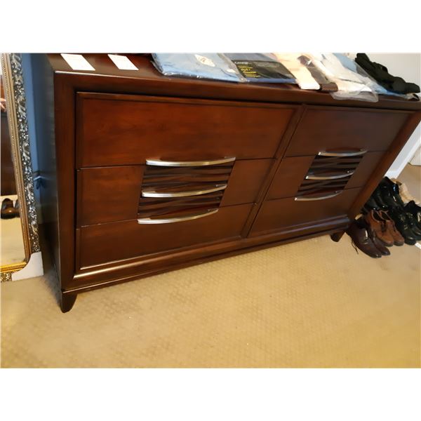 Magnussen Dresser Cat C