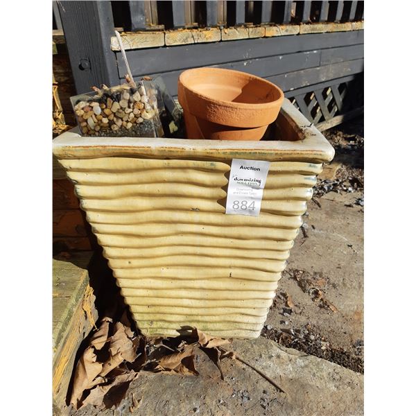 Outdoor Pots & Cat B