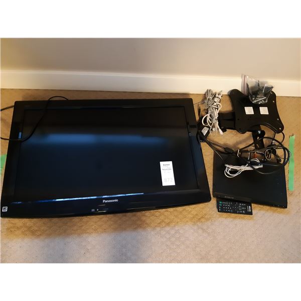 32" Panasonic LCD TV Cat B