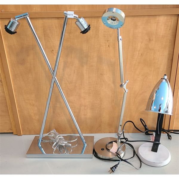 LOT OF 4 - DESK LAMPS 