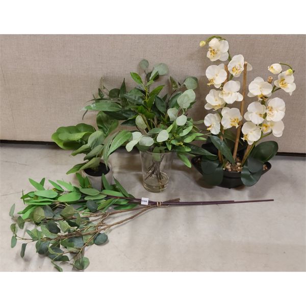 JOB LOT - DECORATIVE FLOWER & LEAVES DISPLAYS 