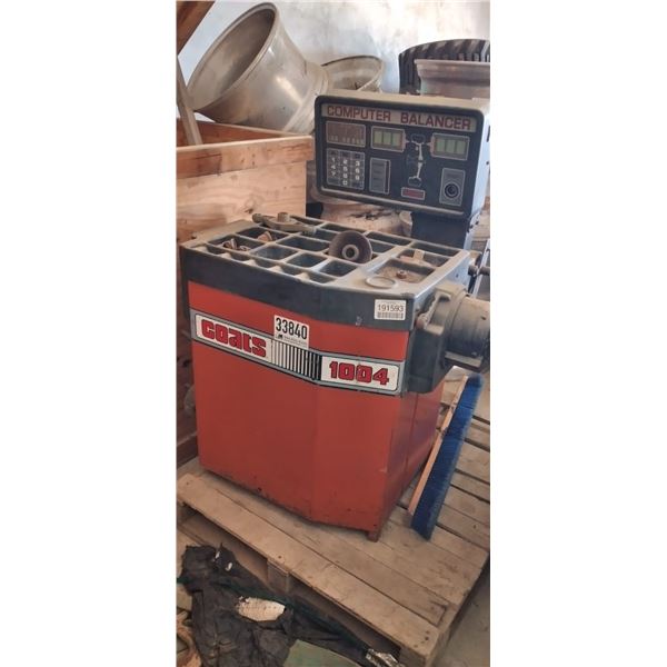 Coats  1004 Wheel Balancer