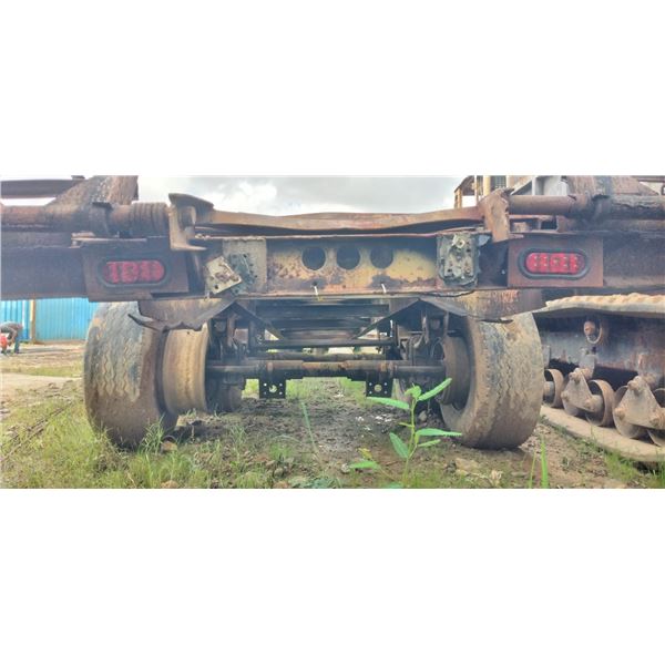 Pull-behind trailer w/ Beaver Tail