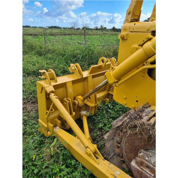 Cat D6B Bulldozer