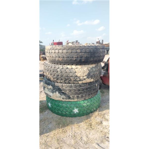 Loader tyres