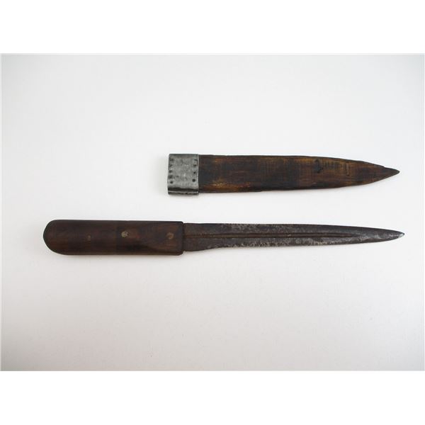 OLD HANDMADE KNIFE