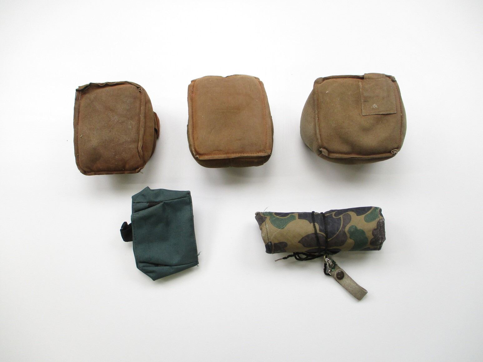 ASSORTED SAND BAG RIFLE RESTS