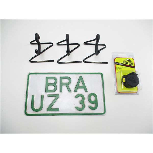 ASSORTED ACCESSORIES