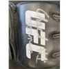 Image 2 : SIGNED UFC GLOVE