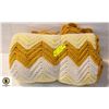 Image 1 : VINTAGE CROCHET BLANKET YELLOW/WHITE 86" X 64"