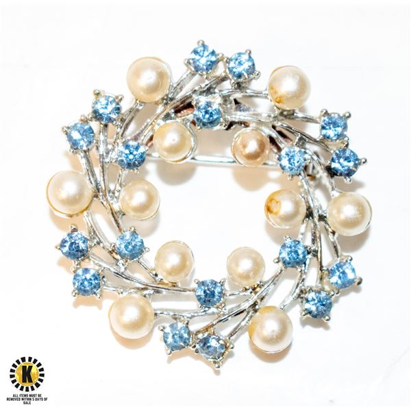 VINTAGE PEARL N RHINESTONE BROOCH