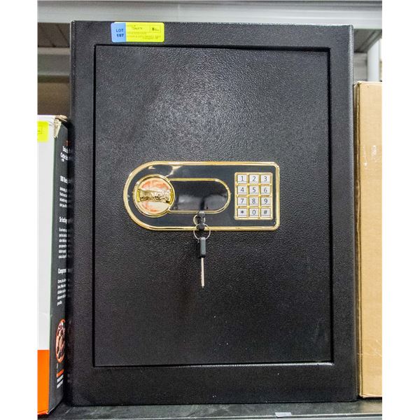 NEWLY UNPACKED SAFE (COMBINATION & KEY) MODEL 50EY