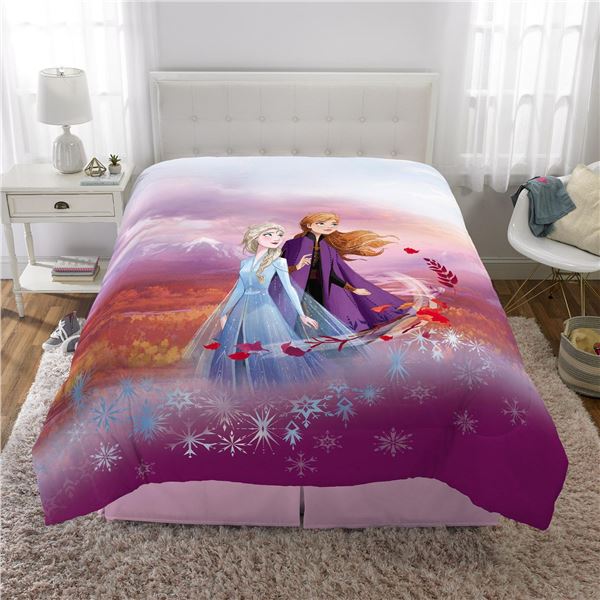 DISNEY FROZEN 72  X 86  TWIN/FULL COMFORTER