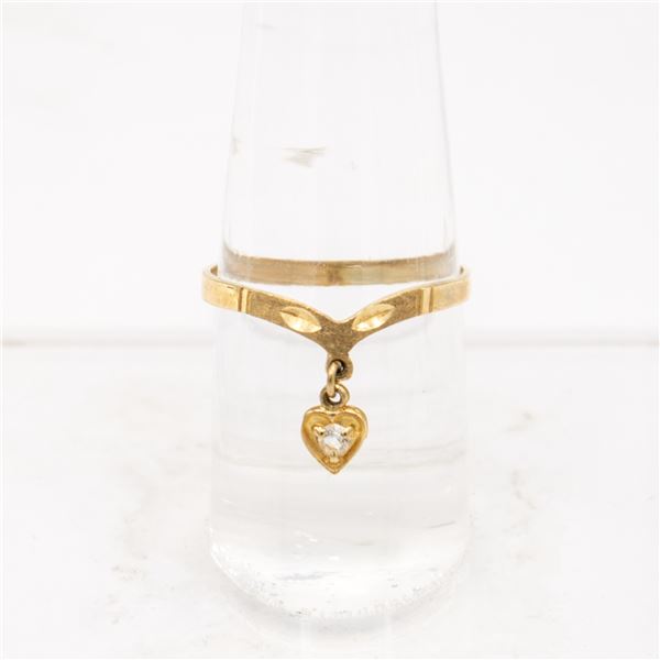 10 KT GOLD RING WITH SMALL DANGLE HEART