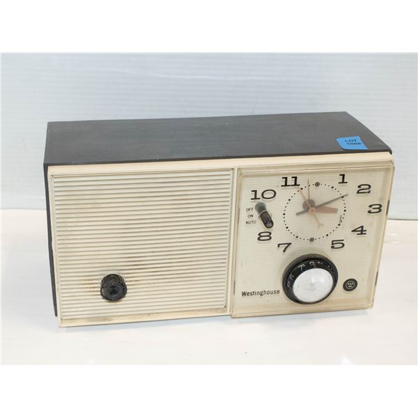 1962 WESTINGHOUSE CLOCK/RADIO 835L4