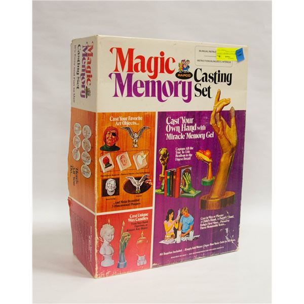 ESTATE MAGIC MEMORY CASTING VINTAGE SET IN BOX