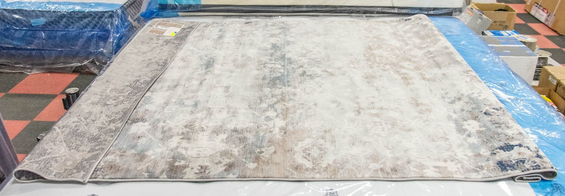 NEW UNPACKED KOSHANI CASPER COLLECTION AREA RUG