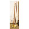 Image 1 : BUNDLE OF 3 BROOMS