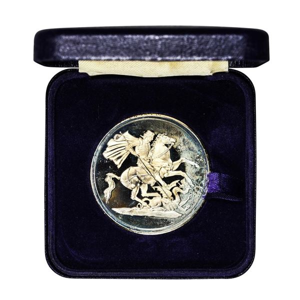 The Tower Mint Hampton Court Palace Solid Nickel Silver Medallion