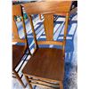 Image 11 : SOLID OAK ROUND TABLE AND FOUR CHAIRS